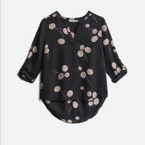 DANIEL RAINN
Koda Split Neck Blouse
MP | Black